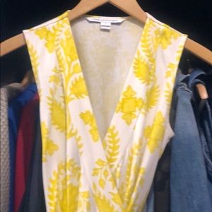 DVF Sleeveless Wrapdress Size 2